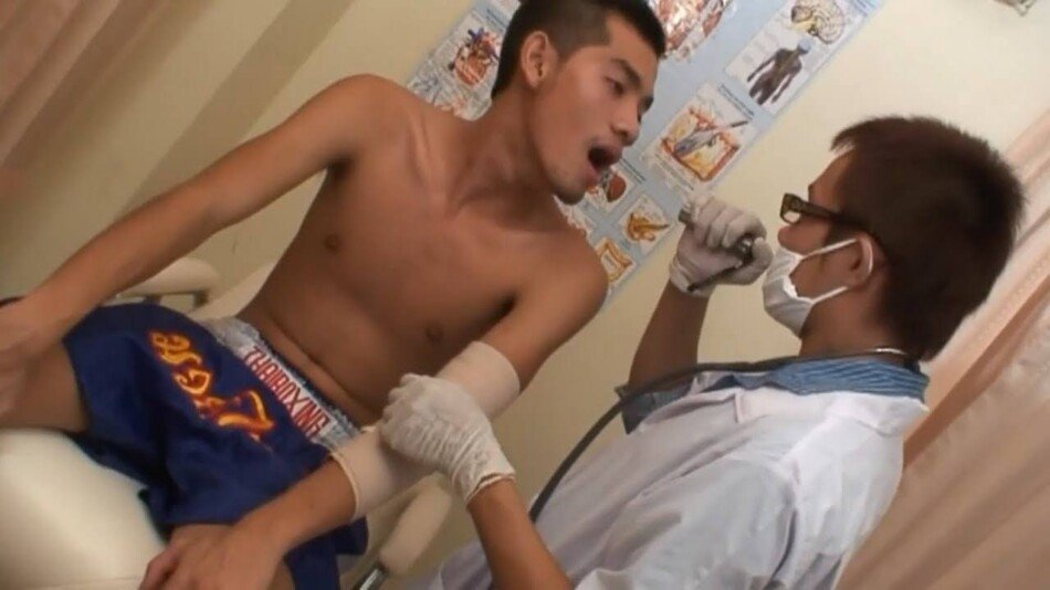 หมอกับคนไข้นักมวย ผลการตรวจสุขภาพควยแข็งแรงมากแถมแรงดีเย็ดไม่หยุด เชื่อหมอน้ำแตกในปากหมอเลย หมอนนท์กับนายดิน หมอกับคนไข้นักมวย ผลการตรวจสุขภาพควยแข็งแรงมากแถมแรงดีเย็ดไม่หยุด เชื่อหมอน้ำแตกในปากหมอเลย หมอนนท์กับนายดิน