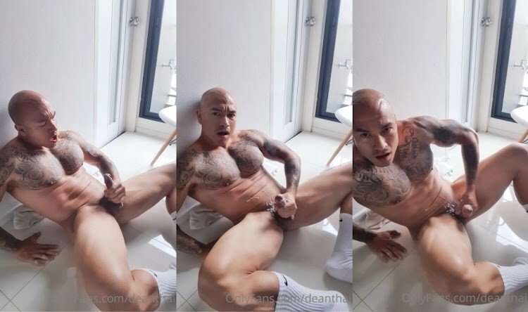 นายแบบนักกล้ามชาวไทยรุ่นใหญ่ แดดดี้ดีน โด่งดังมากในโอนลี่แฟน ชักว่าวน้ำแตกเสียวสัสๆ ตัวพ่อโชว์เงี่ยนให้เด็กมันดู